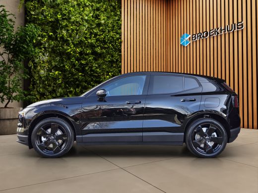 Volvo  EX30 Single Motor Extended Range Ultra Black Edition Europa 69 kWh | Panoramadak | 360 Camera | Harman... ActivLease financial lease