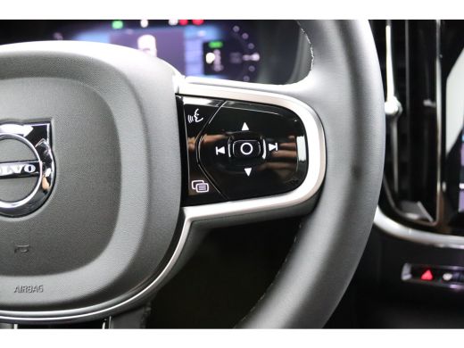 Volvo  V60 T8 Plug-in hybrid AWD Plus Dark | Stoelverwarming | 360 Camera | Voorruitverwarming | Harman\Kard... ActivLease financial lease