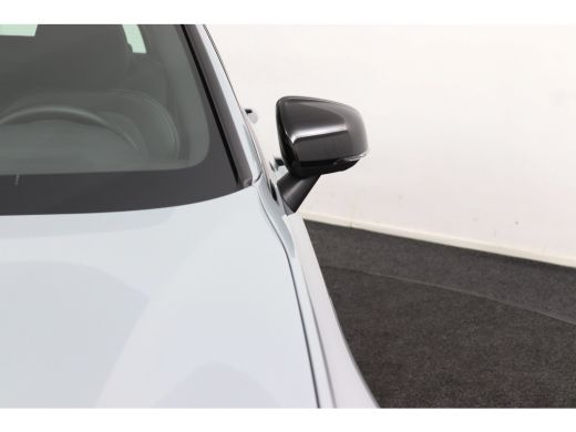 Volvo  V60 T8 Plug-in hybrid AWD Plus Dark | Stoelverwarming | 360 Camera | Voorruitverwarming | Harman\Kard... ActivLease financial lease
