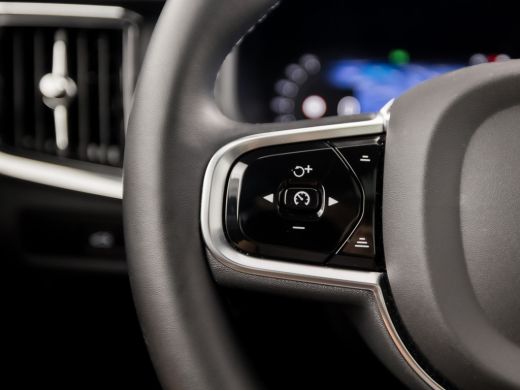 Volvo  V90 2.0 T6 Plug-in hybrid AWD Ultimate Dark 350Pk Automaat (PANORAMADAK, HARMAN/KARDON, LUCHTVERING, ... ActivLease financial lease