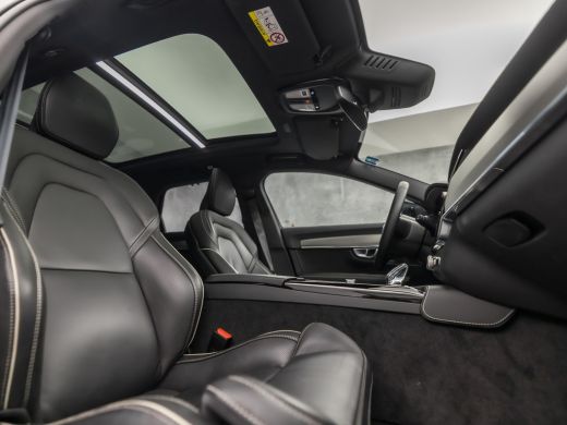 Volvo  V90 2.0 T6 Plug-in hybrid AWD Ultimate Dark 350Pk Automaat (PANORAMADAK, HARMAN/KARDON, LUCHTVERING, ... ActivLease financial lease