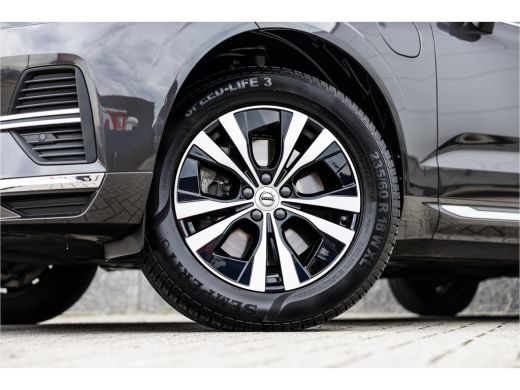 Volvo  XC60 2.0 Recharge T6 AWD Inscription Expr. Pano / Trekhaak / Bank verwar. / Carplay / ActivLease financial lease