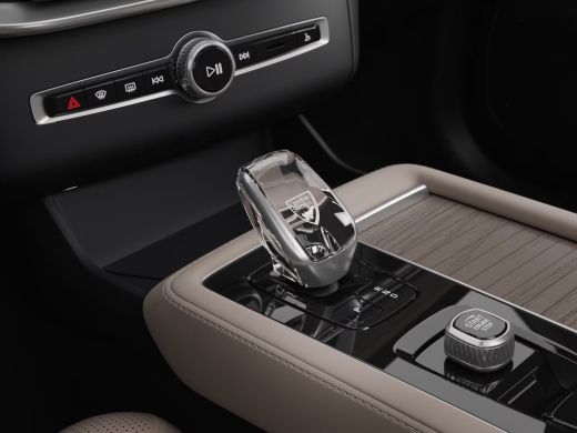 Volvo  XC90 2.0 T8 Plug-in hybrid AWD Ultra Bright Exec. Ed. | 2 stoelen op derde rij | Apple Carplay/Android... ActivLease financial lease