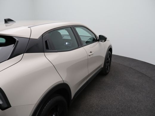 Alfa Romeo Junior Hybrid Ibrida 145 EDCS6 Navi | Apple Carplay | Cruise Control | LED Koplampen | Lichtmetalen velg... ActivLease financial lease