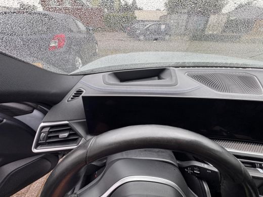 BMW i4 eDrive40 High Executive 84 kWh / ELEKTROMOTOR DEFECT / ActivLease financial lease
