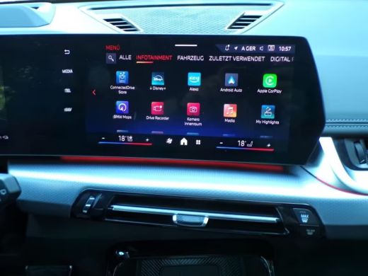 BMW iX1 xDrive30 M-SPORT (230kW/313pk) ** LED, LEDER, PANO, DRIV. ASS+, 20-inch LMV ** 1e EIG - UNFALLFRE... ActivLease financial lease