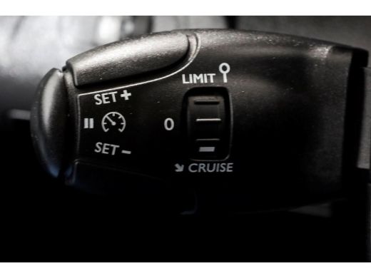 Citroën Berlingo 1.2 PureTech 110pk Benzine Automaat Airco/Navi/3Pers. 12-2021 ActivLease financial lease
