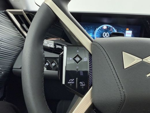 DS N&deg;8 Pallas Black Edition | Proximity Keyless Entry ActivLease financial lease