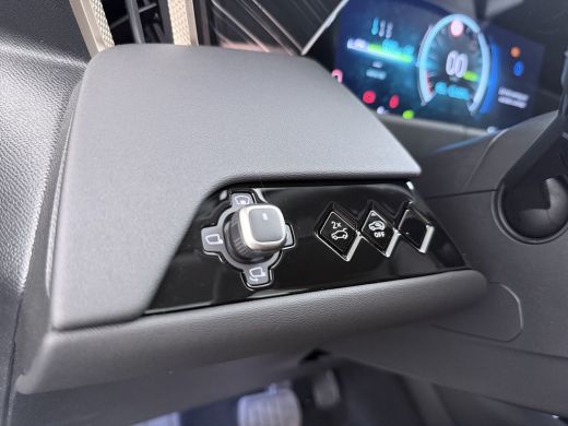 DS N&deg;8 Pallas Black Edition | Proximity Keyless Entry ActivLease financial lease
