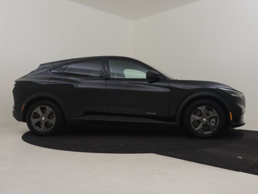 Ford Mustang Mach-E Mach-E Extended RWD 98 kWh | 360gr Camera | SOH 93% l Glazen pano-dak | Stoel/stuurverw | Navi | ... ActivLease financial lease