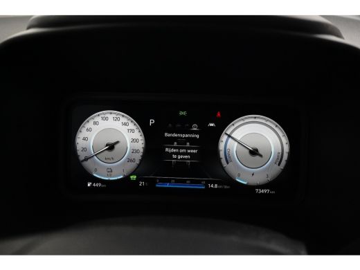 Hyundai Kona Comfort 64 kWh | Achterbank in delen neerklapbaar | Achteruitrijcamera | Airco (automatisch) ActivLease financial lease