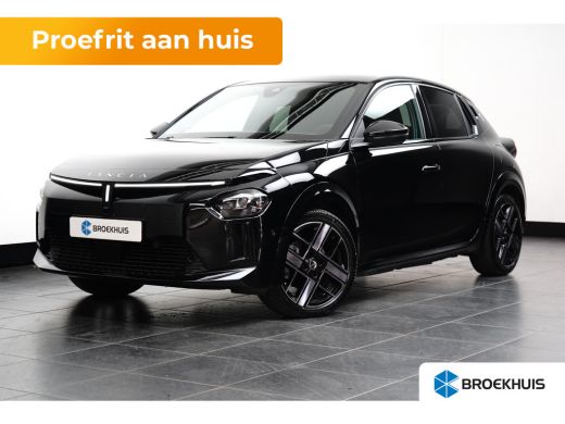 Lancia Ypsilon LX 54 kWh Alcantara Bekleding | Camera Voor + Achter | Adaptieve Cruise | 17" Lichtmetaal | Stoel... ActivLease financial lease