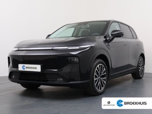 Leapmotor B10 Design ProMax 67.1 kWh | &euro;1500,- korting !! | Vanaf &euro;499,- Private Lease per maand ! | Panoramada... ActivLease financial lease