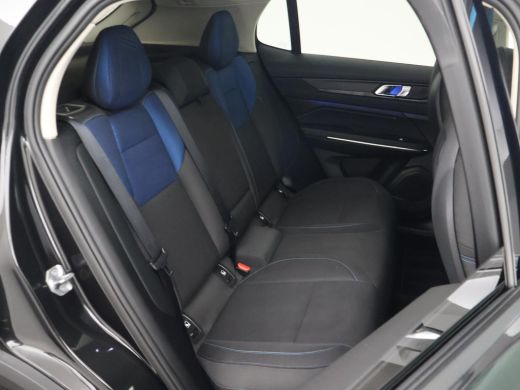 Lynk & Co 01 1.5 PLUG-IN HYBRID 261 PK + PANORAMA SCHUIFDAK | MEMORY | ADAPTIVE CRUISE | 20 INCH ActivLease financial lease