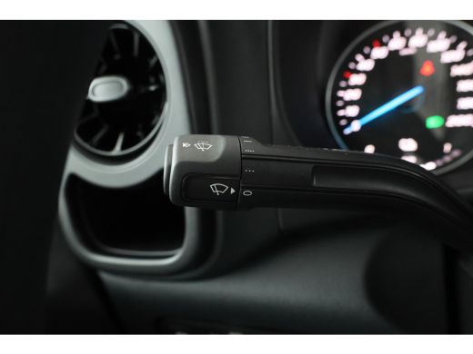 Mercedes-Benz eVito eVito 112 L2 60 kWh Direct  leverbaar! ActivLease financial lease