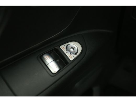Mercedes-Benz Vito 114 CDI Lang | Automaat | Airco | Cruise | Camera | Carplay | 2xSchuifdeur | Trekhaak | Oprijplaat ActivLease financial lease