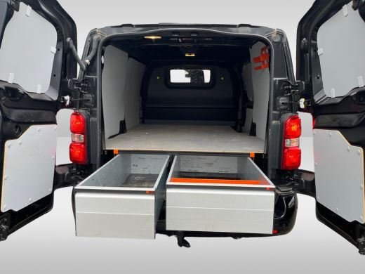 Opel Vivaro 2.0 BlueHDi 145pk L2 Automaat Airco Navigatie Camera ActivLease financial lease