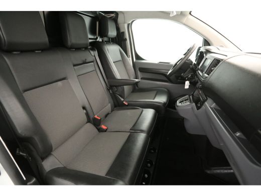 Opel Vivaro-e L3H1 75 kWh | Snelladen | SOH 91% | Airco | Cruise | Camera | 3 Zits | HuD | Carplay | Parkeersens. ActivLease financial lease
