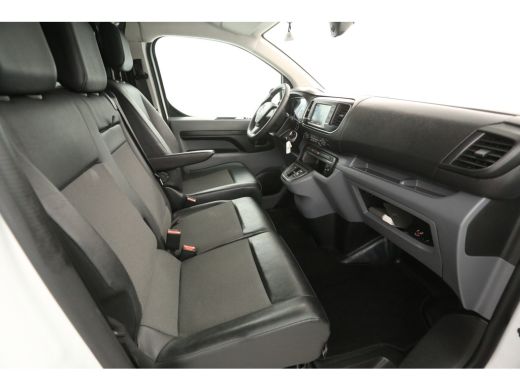Opel Vivaro-e L3H1 75 kWh | Snelladen | SOH 91% | Airco | Cruise | Camera | 3 Zits | HuD | Carplay | Parkeersens. ActivLease financial lease