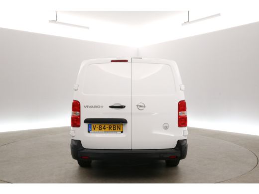 Opel Vivaro-e L3H1 75 kWh | Snelladen | SOH 91% | Airco | Cruise | Camera | 3 Zits | HuD | Carplay | Parkeersens. ActivLease financial lease