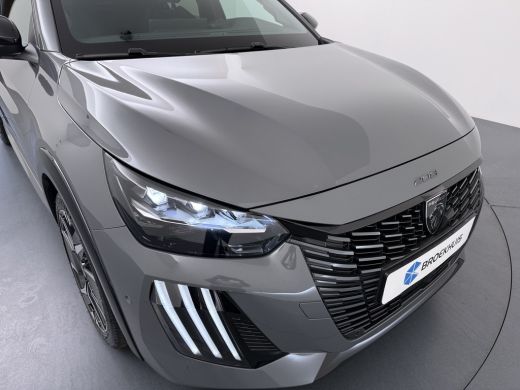 Peugeot 208 | Demo Deal | GT, | 17'' lichtmetalen velgen 'YANAKA', afgewerkt in zwart Orbital met glanzende m... ActivLease financial lease