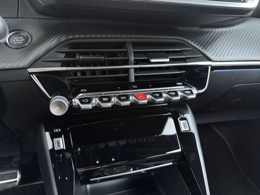 Peugeot 208 | Demo Deal | GT, | 17'' lichtmetalen velgen 'YANAKA', afgewerkt in zwart Orbital met glanzende m... ActivLease financial lease