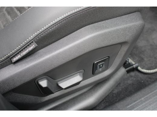 Peugeot 3008 1.6 plug-in Hybrid 195 GT | Automaat | Panorama/schuifdak | Luxe stoelen | Massage | Alcantara | ... ActivLease financial lease