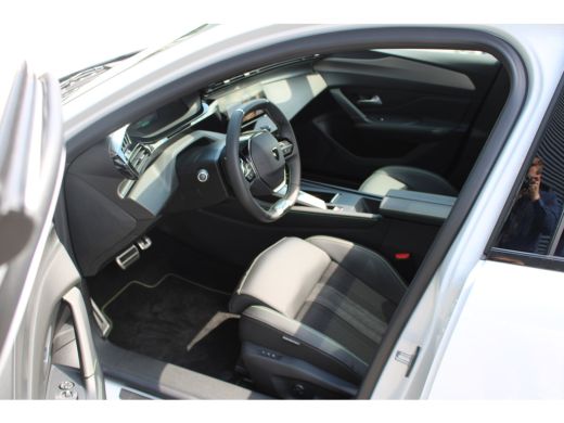 Peugeot 408 GT 1.6 Plug-In Hybrid Alcantara Executive | Schuif-/Kantel Dak | Massage functie | 360-Graden Camera ActivLease financial lease