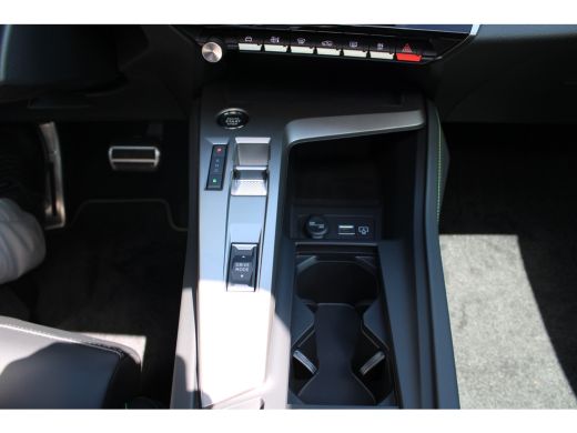 Peugeot 408 GT 1.6 Plug-In Hybrid Alcantara Executive | Schuif-/Kantel Dak | Massage functie | 360-Graden Camera ActivLease financial lease
