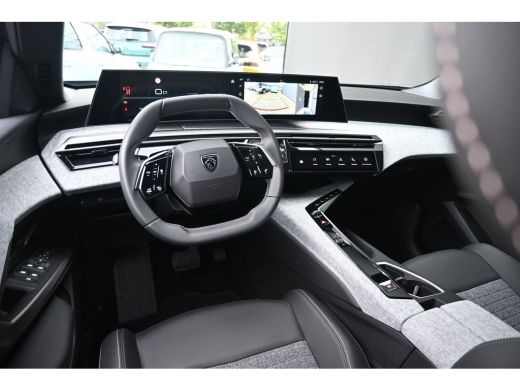 Peugeot 5008 1.2 Hybrid 145 Allure 7p Tot 8 Jaar Garantie! | 360 Camera | Adaptive Cruise | Navigatie | Dodeho... ActivLease financial lease