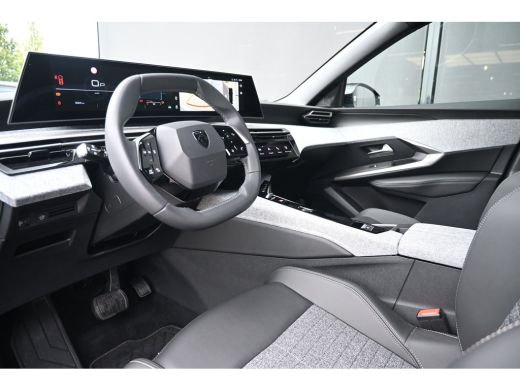 Peugeot 5008 1.2 Hybrid 145 Allure 7p Tot 8 Jaar Garantie! | 360 Camera | Adaptive Cruise | Navigatie | Dodeho... ActivLease financial lease