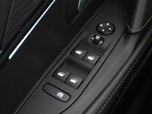 Peugeot e-208 | SOH 92,2% | Half leder | Stoelverwarming | Navigatie | Climate control | Carplay | Camera | Par... ActivLease financial lease