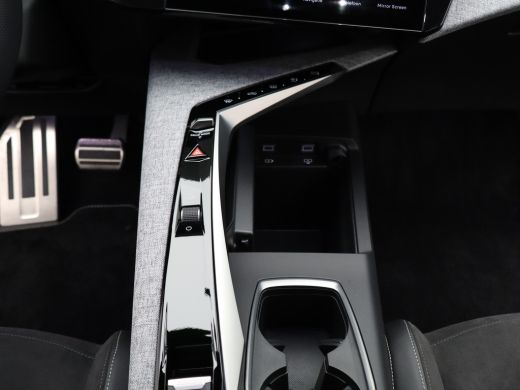 Peugeot e-3008 GT Avantage 210 74 kWh Navi | Airco | Cruise Control | Stoelverwarming | Camera | Apple Carplay/A... ActivLease financial lease