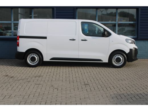 Peugeot e-Expert EV L2 75 kWh | 8 JAAR GARANTIE | CAMERA | NAVI | BETIMMERING | DRAADLOOS CARPLAY | COMFORT WAND | ActivLease financial lease