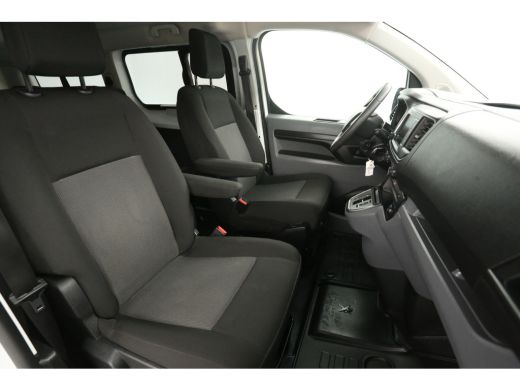 Peugeot e-Traveller Kombi 75 kWh L3H1 8 Zits | Snelladen | SOH 90% | Airco | Camera | Cruise | Parkeersensoren ActivLease financial lease