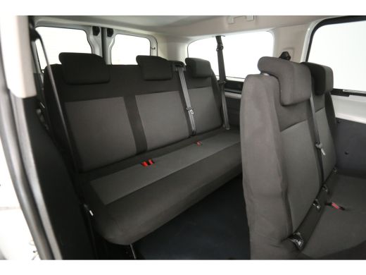 Peugeot e-Traveller Kombi 75 kWh L3H1 8 Zits | Snelladen | SOH 90% | Airco | Camera | Cruise | Parkeersensoren ActivLease financial lease