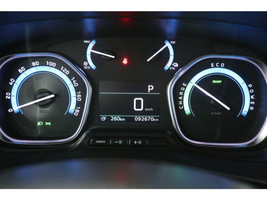 Peugeot e-Traveller Kombi 75 kWh L3H1 8 Zits | Snelladen | SOH 90% | Airco | Camera | Cruise | Parkeersensoren ActivLease financial lease