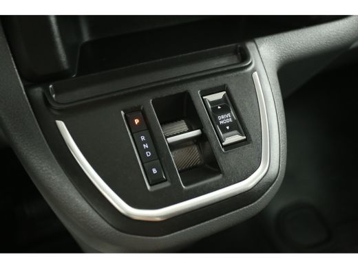 Peugeot e-Traveller Kombi 75 kWh L3H1 8 Zits | Snelladen | SOH 90% | Airco | Camera | Cruise | Parkeersensoren ActivLease financial lease