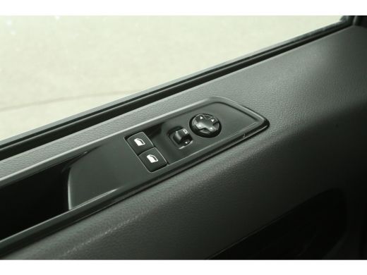 Peugeot e-Traveller Kombi 75 kWh L3H1 8 Zits | Snelladen | SOH 90% | Airco | Camera | Cruise | Parkeersensoren ActivLease financial lease