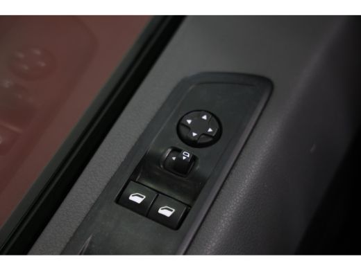 Peugeot Expert 2.0 180PK AUTOMAAT L3H1 LANG ActivLease financial lease