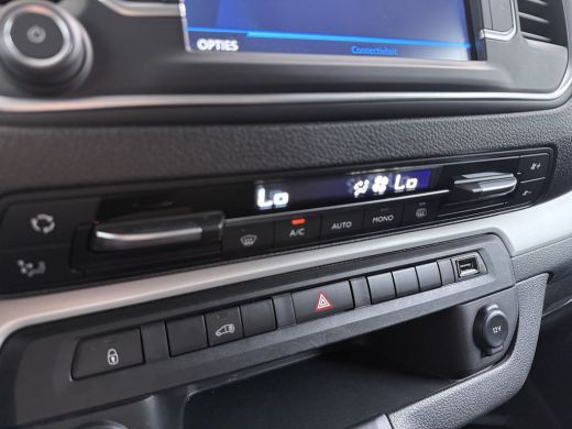 Peugeot Expert 2.0 BlueHDi 145 L3 | Achteruitrijcamera | Airco (automatisch) | Cruise control ActivLease financial lease