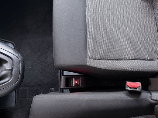 Peugeot Expert 2.0 BlueHDi 145 L3 | Achteruitrijcamera | Airco (automatisch) | Cruise control ActivLease financial lease