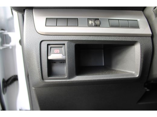 Peugeot e-Expert L3 75 kWh | 8 JAAR GARANTIE | CAMERA | NAVI | DRAADLOOS CARPLAY | COMFORT WAND | ActivLease financial lease