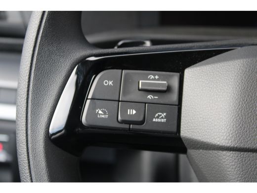 Peugeot e-Expert L3 75 kWh | 8 JAAR GARANTIE | CAMERA | NAVI | DRAADLOOS CARPLAY | COMFORT WAND | ActivLease financial lease