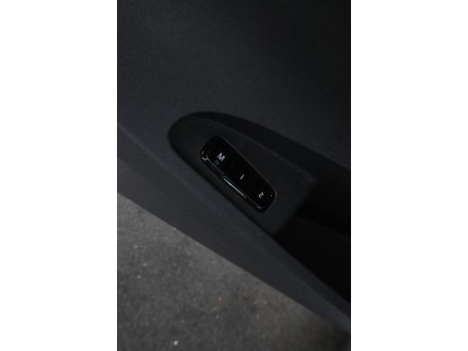 Polestar 2 Long Range Single Motor Plus 82 kWh Long range! Panoramadak, Climate ActivLease financial lease