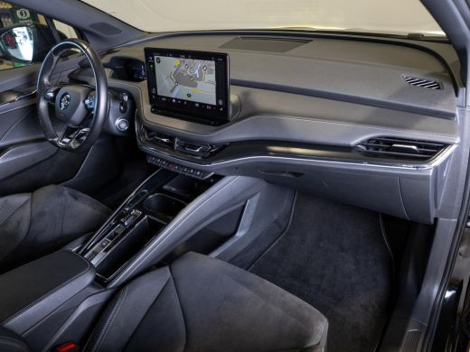 Skoda Enyaq iV 80 Sportline SOH 93% 204pk / Panoramadak / Achteruitrijcamera / Stoelverwarming / ActivLease financial lease