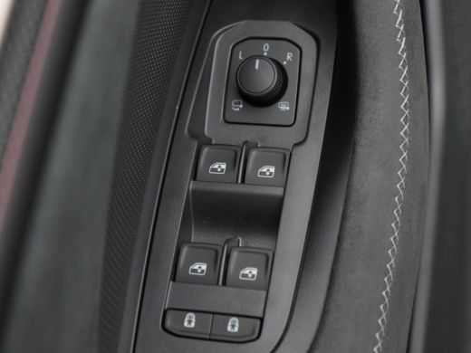 Skoda Kodiaq 1.5 TSi 204 Pk PHEV Sportline Business | Stoelverwarming | Trekhaak | 360 Camera | Panoramadak | ... ActivLease financial lease