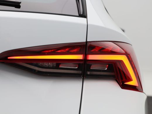 Skoda Octavia Combi 1.4 TSi 245 Pk RS iV PHEV Business | Full LED | Trekhaak | Stoelverwarming | Panoramadak | ... ActivLease financial lease