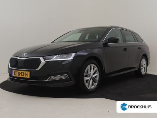 Skoda Octavia Combi 1.4 TSI iV PHEV Business Edition 204PK DSG/AUTO | Achteruitrijcamera | Parkeer assistent | ... ActivLease financial lease