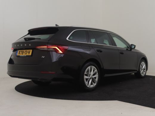 Skoda Octavia Combi 1.4 TSI iV PHEV Business Edition 204PK DSG/AUTO | Achteruitrijcamera | Parkeer assistent | ... ActivLease financial lease